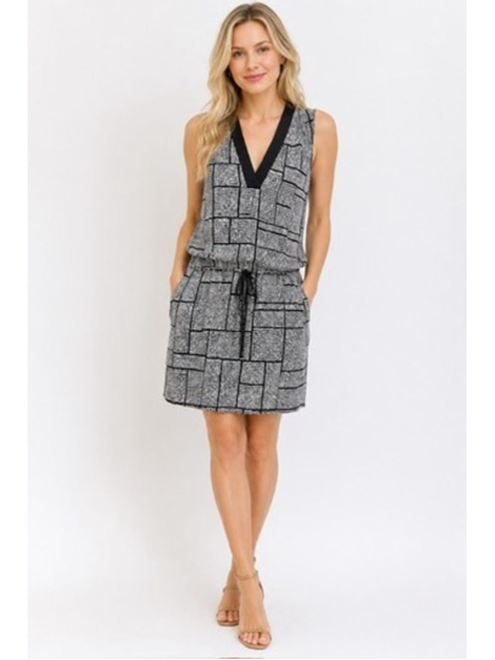 Vince Silk Blouson Dress V-Neck Drawstring Pocket Geo Dot Chic Casual Size L